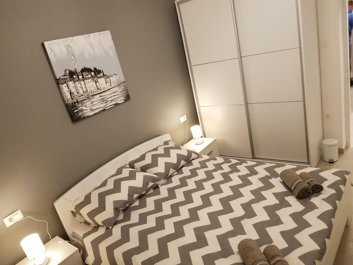 Apartment Laura Kostrena Eksteriør bilde