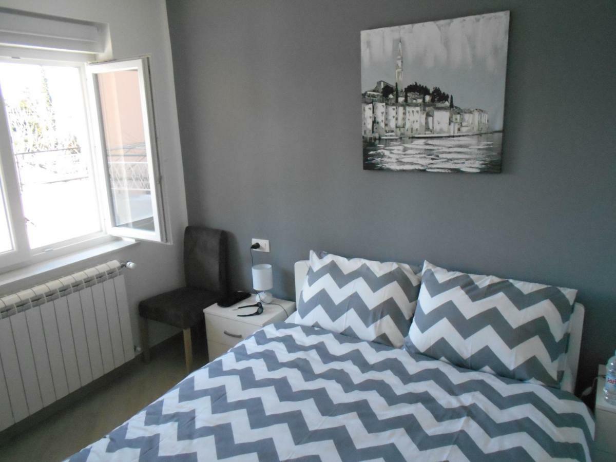 Apartment Laura Kostrena Eksteriør bilde